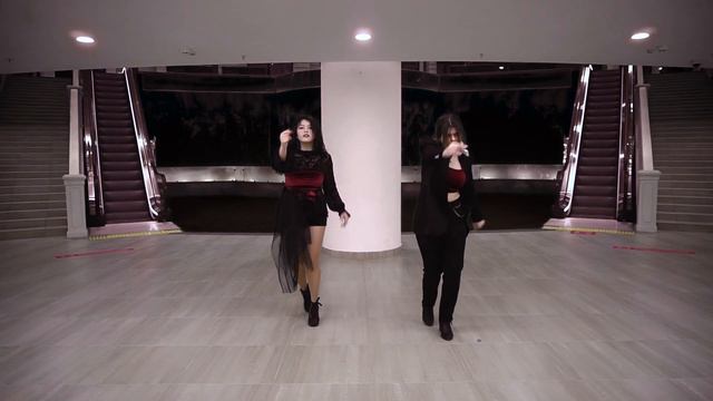 [KPOP IN PUBLIC | ONE TAKE ] 👑W👑 Red Velvet - IRENE & SEULGI 'Monster' | DANCE COVER смотреть онлайн