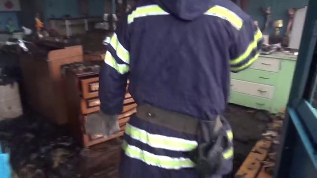 Пожар на центральном рынке Василькова. Выгорело два магазина. смотреть онлайн