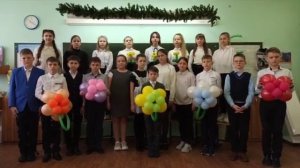 Видео поздравление с 8 марта от 5А класса.mp4