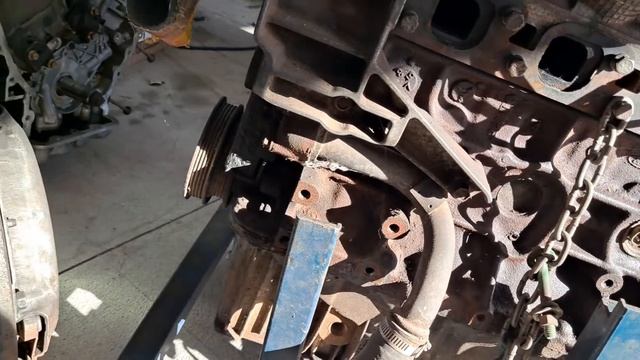 1.6L vs 1.9L Ford CVH Physical Differences смотреть онлайн