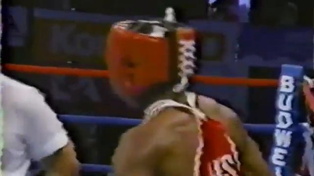 Oscar DeLa Hoya W-PTS Dezi Ford (1991) смотреть онлайн