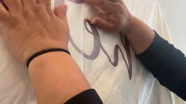 Add A Decal to a Fabric Backdrop смотреть онлайн