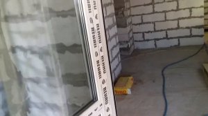 Пластиковая входная дверь