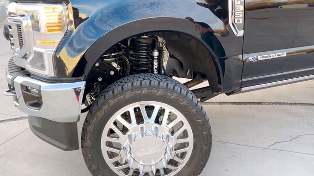 BRAND NEW LIFTED 2022 F350 KING RANCH ON JTX FORGED WHEELS! смотреть онлайн