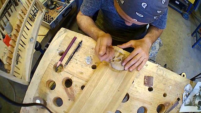 КРЕСТ С РАСПЯТИЕМ ( ЧАСТЬ 4/5 ) РЕЗЬБА ЧЕРЕП С КОСТЯМИ смотреть онлайн