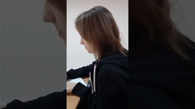 Крик-Чайки , Убийство-Дятла смотреть онлайн