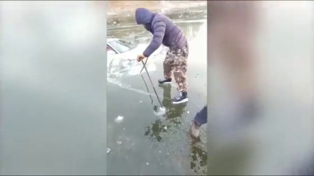 забавы автомобилистов на тонком льду попали на видео смотреть онлайн