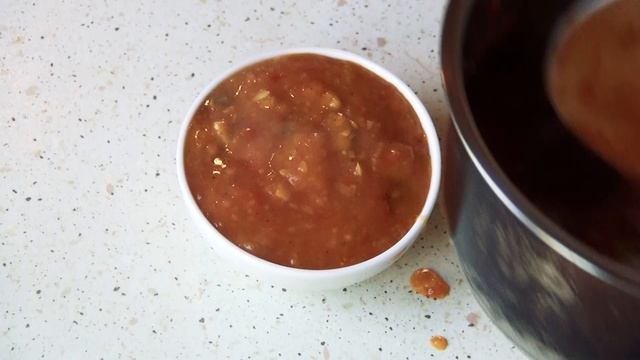 СПАГЕТТИ С СЫРОМ И СОУСОМ КАРРИ. РЕЦЕПТ ВКУСНЫХ СПАГЕТТИ С СЫРОМ, ЧЕСНОКОМ И СОУСОМ КАРРИ С ГРИБАМИ смотреть онлайн