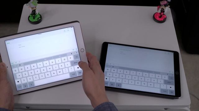 TYPING TEST: iPad Pro 10.5" Smart Keyboard vs. 2016 9.7" Smart Keyboard vs Onscreen Keyboard смотреть онлайн