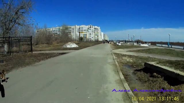Весенняя набережная. смотреть онлайн