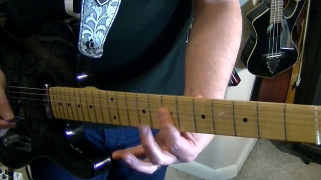 2 Guitarists NEVER Play The Same Thing At The Same TIme. By Scott Grove смотреть онлайн