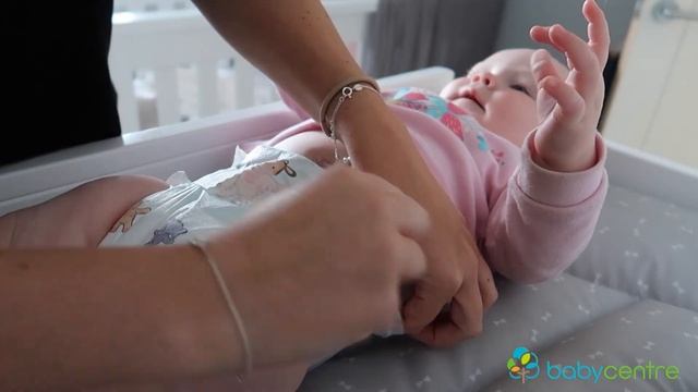 Nappy changing hacks to make your life that bit easier (Sponsored) смотреть онлайн