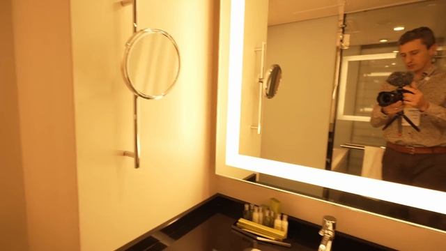 Японский выучил - теперь английский | Три дня в отеле Hilton Tokyo смотреть онлайн