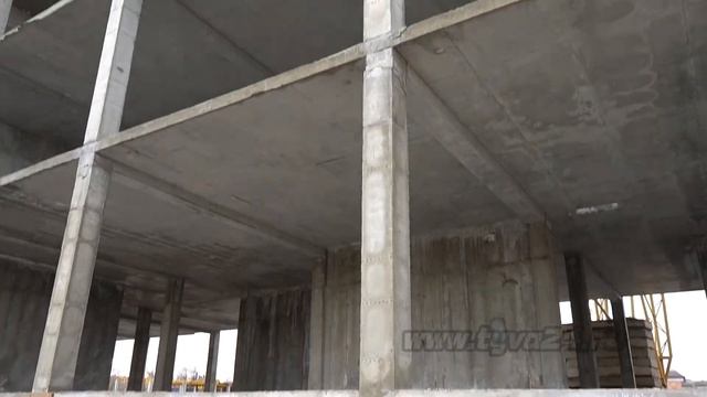 Глава Тувы проинспектировал ход строительства школы в мкрне «Монгун» смотреть онлайн