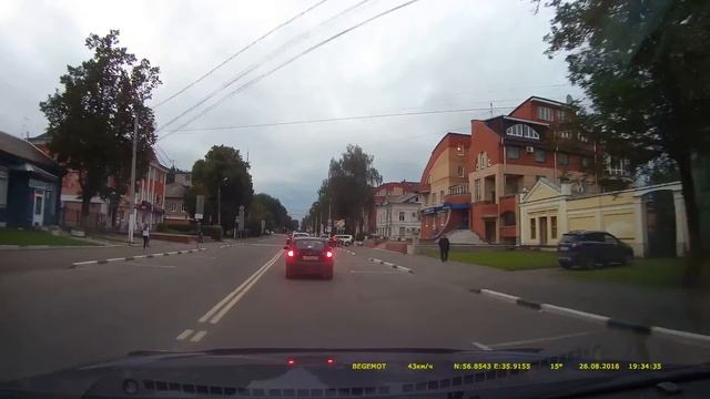 2016-08-26. Вечер пятницы на Тверском проспекте в Твери. Пробуем объехать. смотреть онлайн