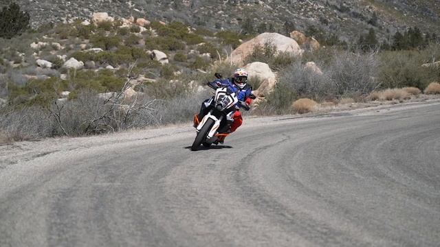 2022 KTM 1290 Super Adventure R | First Ride смотреть онлайн