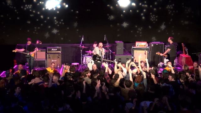 The Menzingers - Ava House смотреть онлайн