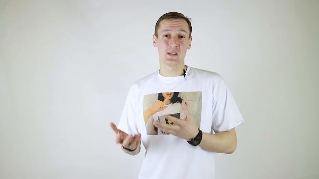 Какие кроссовки купить девушке на 8 марта или день рождения? Предлагаем 10 вариантов смотреть онлайн