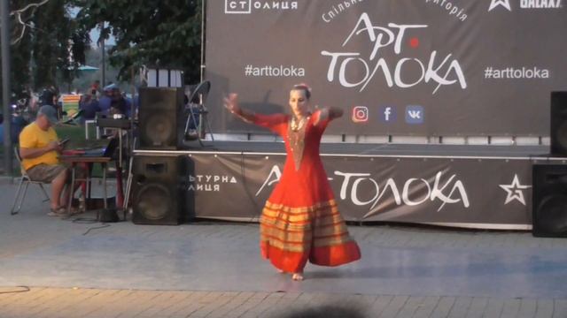 Зажигательный индийский танец смотреть онлайн