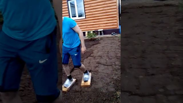 Трамбуем землю под посев газона без катка смотреть онлайн