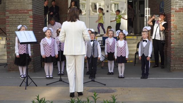 «Добрый ежонок»
Муз. А.Кудряшова. сл. В.Стрелкова
