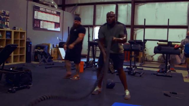 DERRICK LEWIS - TRAINING HL