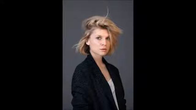 CLEMENCE POESY