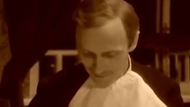 оперирует закусками горячими