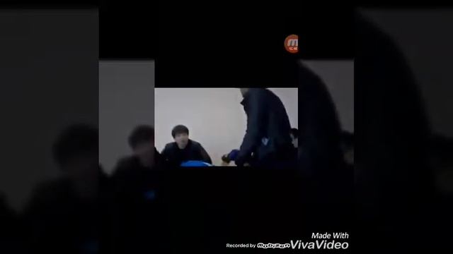 Издевается над учителем смотреть онлайн