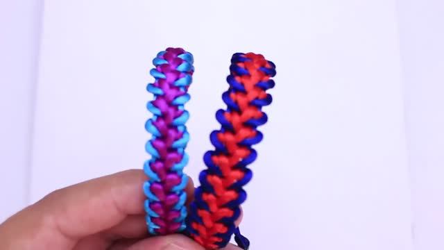 Как сплести простой браслет из атласного шнура