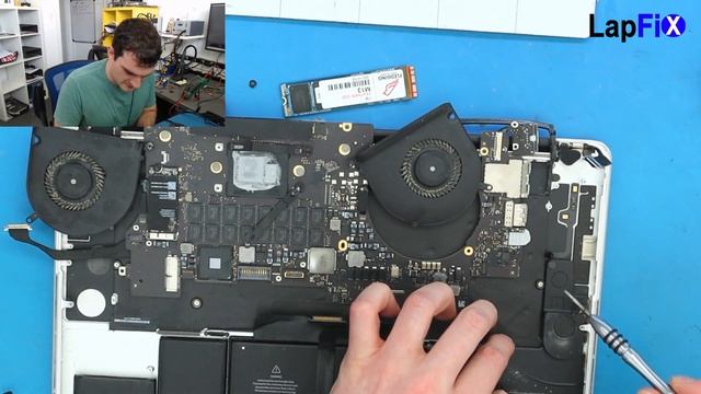 MacBook Pro mid 2015 A1398 Speaker Replacement смотреть онлайн