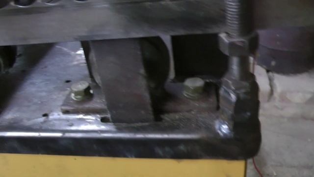 Заточной станок для ленточных пил своими руками из самых доступных частей смотреть онлайн