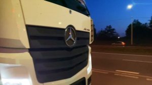 Обочечники ЗЛО: кунг-фу на дороге / Дальнобойщики нового поколения!