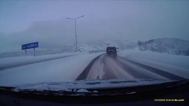 Бомбануло у Гелика на ровном месте смотреть онлайн