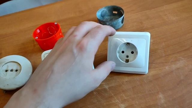 Чем отличаются розетки СССР от розеток ЕВРО? смотреть онлайн