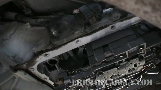 Changing the Transmission Fluid and Filter on a Full Size Rear Wheel Drive GM смотреть онлайн