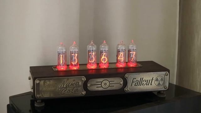 Ламповые часы "Fallout" ИН-14 смотреть онлайн
