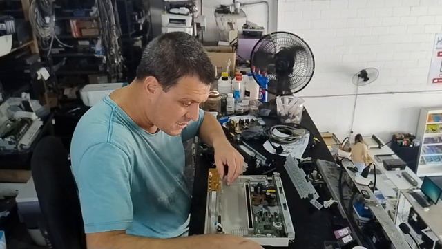 Epson Lx 300 +ll Não Imprime Manutenção Preventiva desmontando e Montando смотреть онлайн