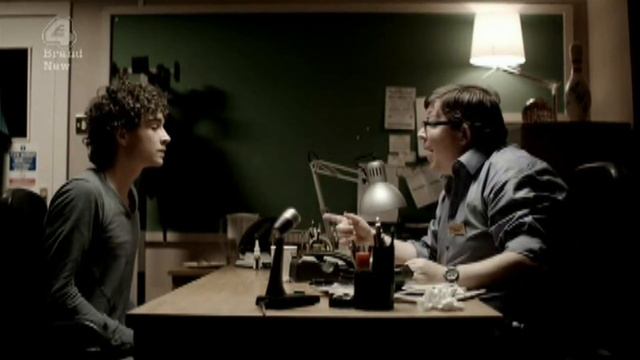 Misfits "Отбросы" Нейтан и Беверли смотреть онлайн