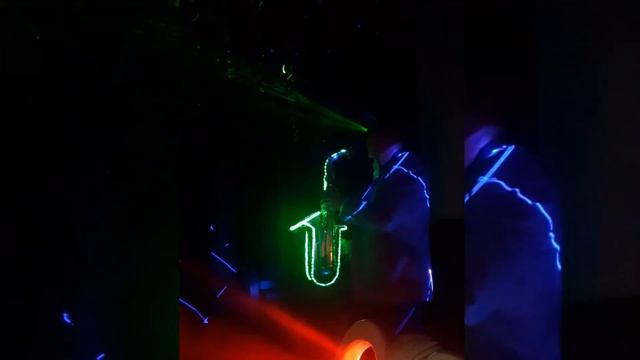 Светящийся саксофон на праздник, свадьбу, саксофонист Москва, АЛЕКСАНДР СЕЛИВЕРСТОВ www.Goldsax.ru смотреть онлайн