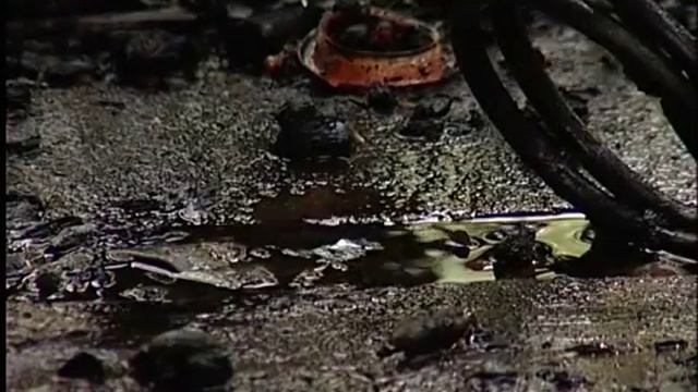 В Абакане днём горели гаражи смотреть онлайн