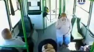 Скрытая камера в автобусе, приколы!
