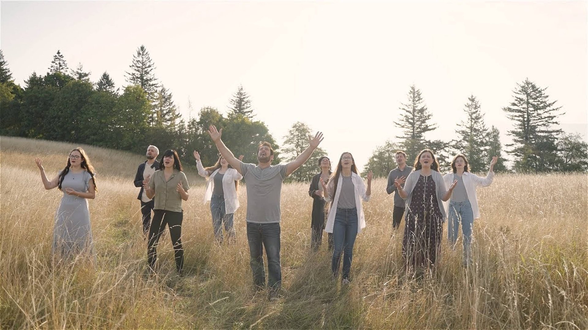 ХВАЛИ О ДУША МОЯ ГОСПОДА! - Семья Ягольниковых (Авторская песня) смотреть онлайн