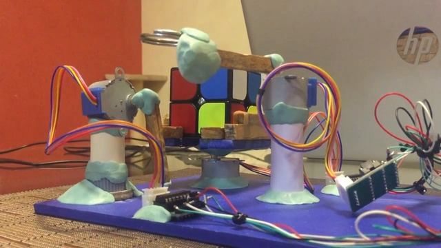 Rubik 222 Arduino + Java смотреть онлайн