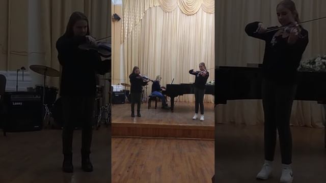 Пыжьянова Лея, Костеева Полина, 12 лет. А. Фролов. Шутка-сувенир