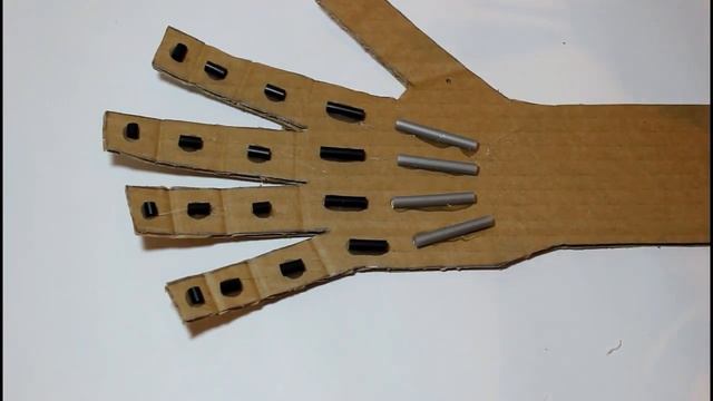 КАК СДЕЛАТЬ МЕХАНИЧЕСКУЮ РУКУ ИЗ КАРТОНА смотреть онлайн