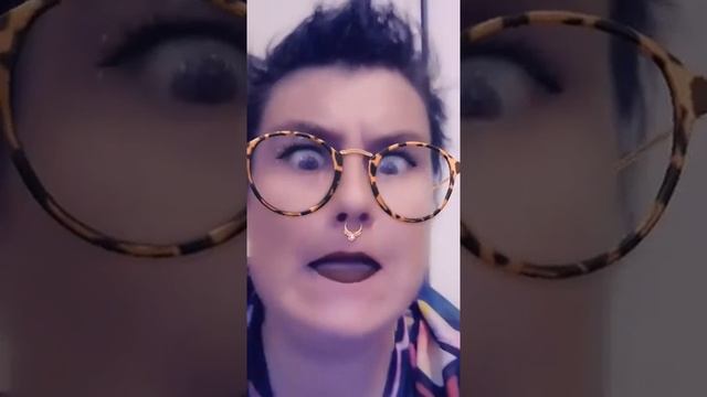 Who should I see tonight on my way home but Eileen junkie Gronk ice dealing queen silly biatch ??❤ смотреть онлайн