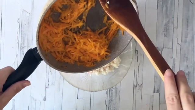 КАК ПРИГОТОВИТЬ ГОЛУБЦЫ С КУРИНЫМ ФАРШЕМ И РИСОМ В КАСТРЮЛЕ? Вкусное второе блюдо из капусты смотреть онлайн