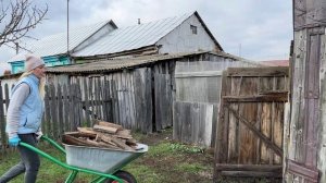 РАЗБИРАЕМ САРАЙ/РАЗРАВНИВАЕМ ТЕРРИТОРИЮ/ДЕЛАЕМ ЗАЗЕМЛЕНИЕ/ПОСТАВИЛИ ТЕПЛИЦУ