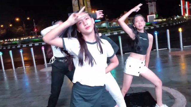 [KPOP IN PUBLIC] AESPA (에스파) "BLACK MAMBA" DANCE COVER смотреть онлайн